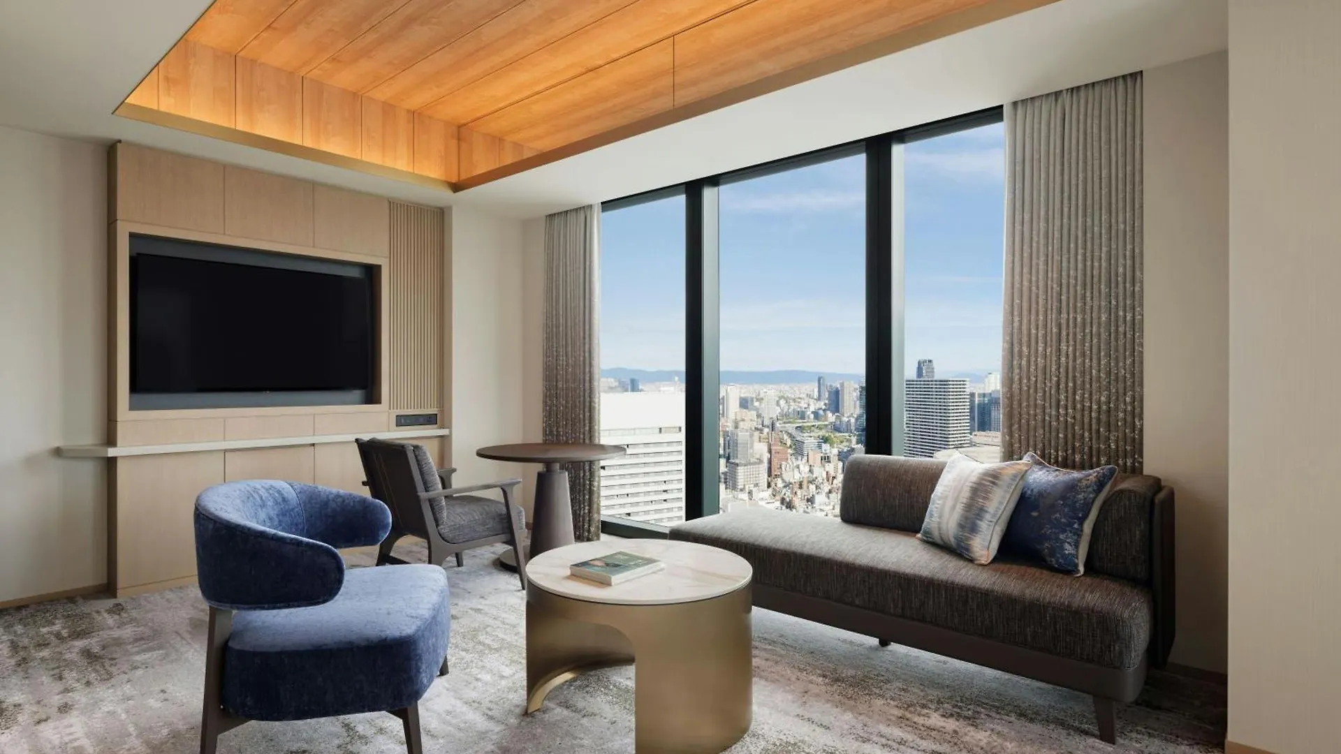 The Osaka Station Hotel, Autograph Collection