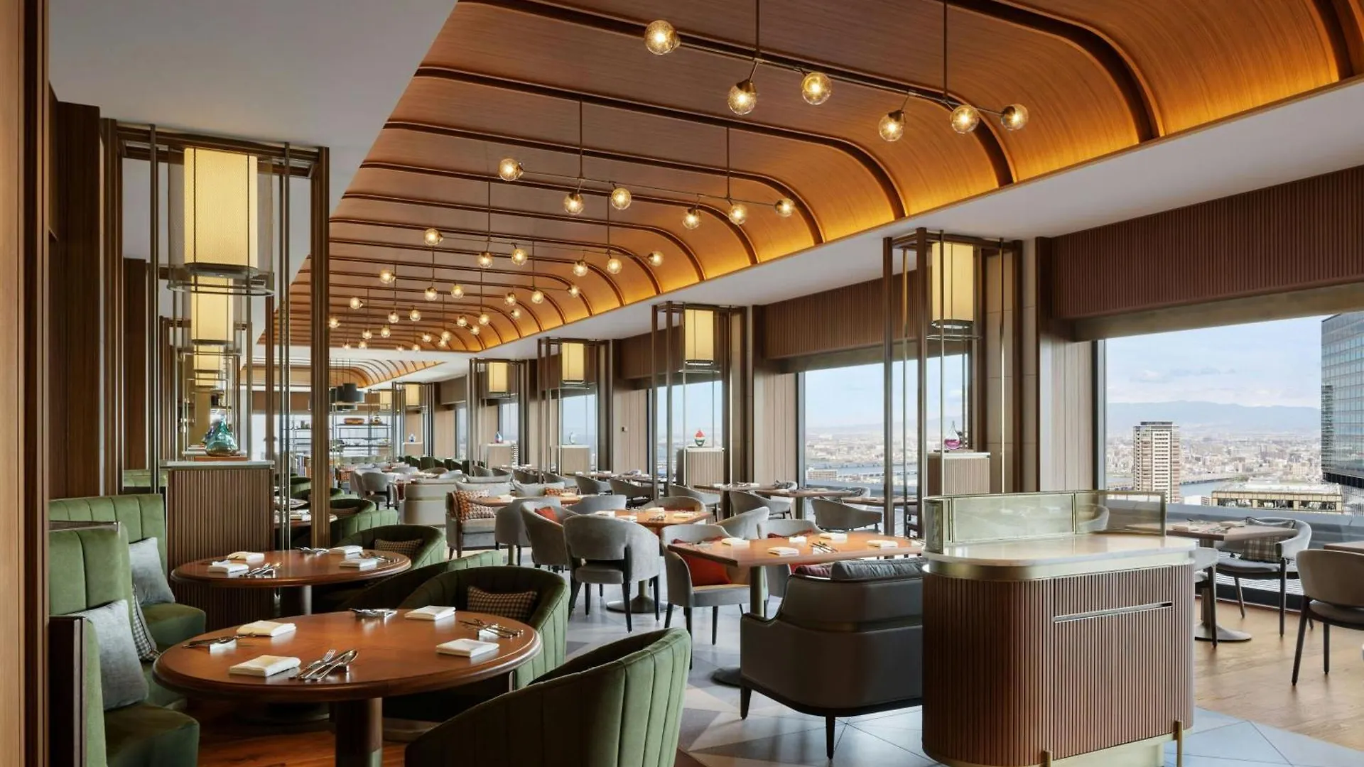 The Osaka Station Hotel, Autograph Collection 5*,  日本