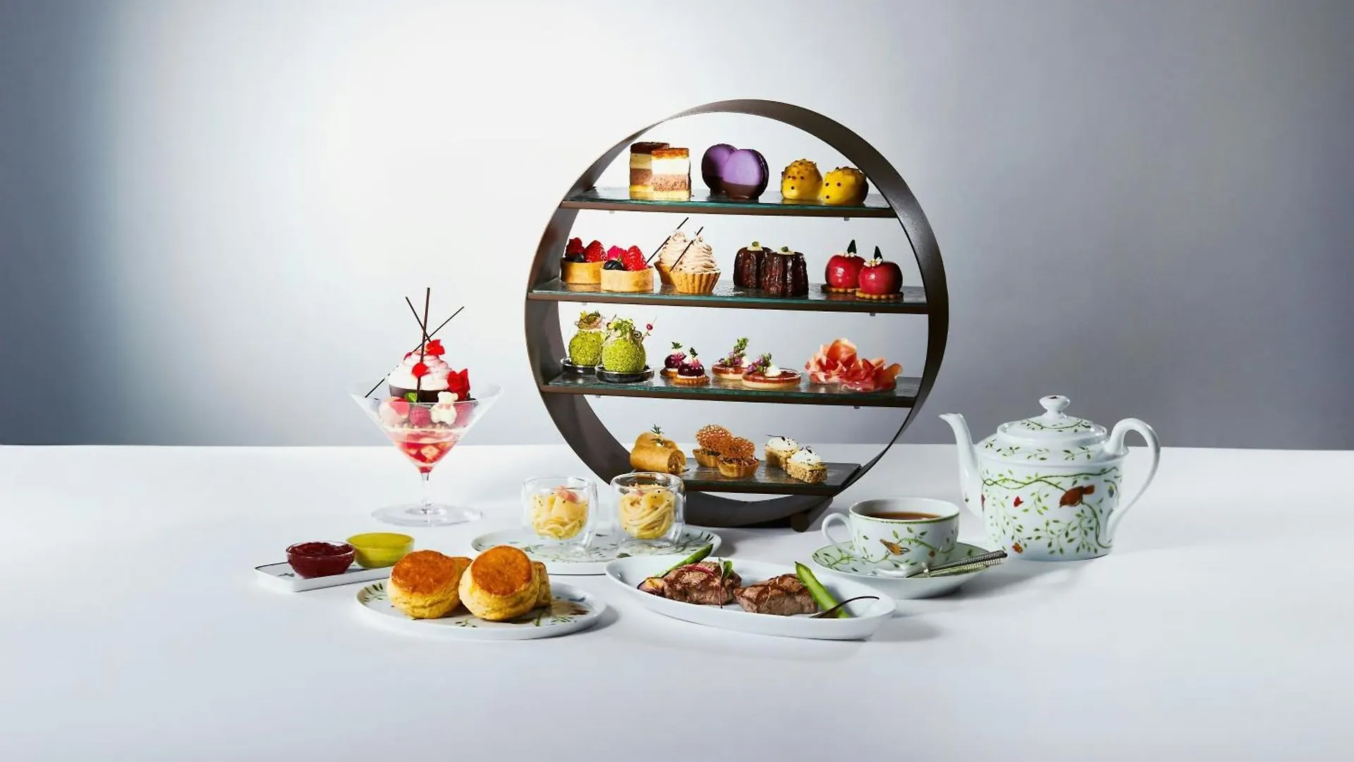 The Osaka Station Hotel, Autograph Collection 5*,